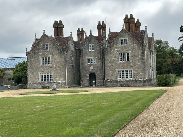 Barton Manor's history dates back to 1275.